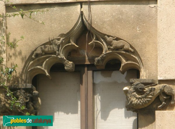 Terrassa - Mas de la Castlania (Foto: Albert Esteves, 2010) Terrassa - Mas de la Castlania