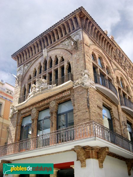 Barcelona - Cooperativa la Fraternitat (Foto: Albert Esteves, 2010) Barcelona - Cooperativa la Fraternitat