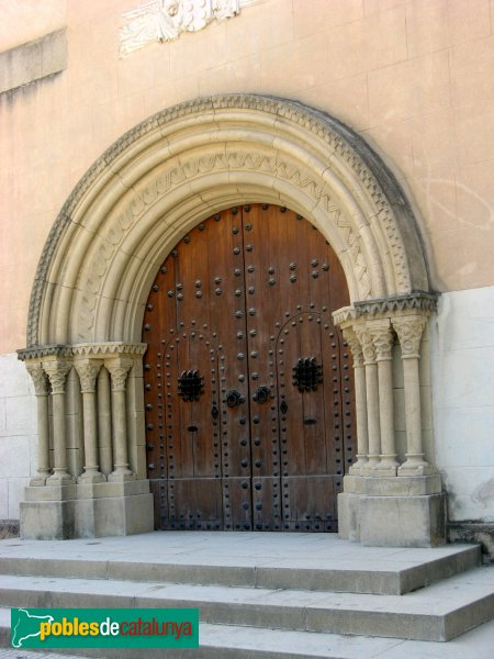 Montcada i Reixac - Església de Santa Maria (Foto: Albert Esteves, 2010) Montcada i Reixac - Església de Santa Maria