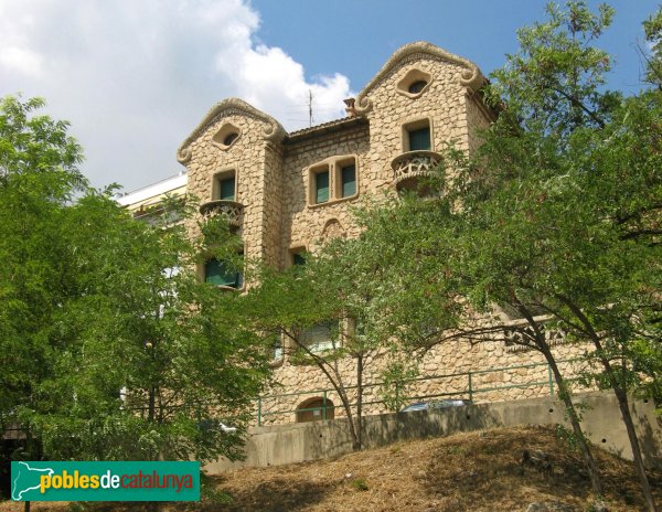 El Papiol - Casa Bou (Foto: Albert Esteves, 2010) El Papiol - Casa Bou