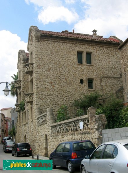 El Papiol - Casa Bou (Foto: Albert Esteves, 2010) El Papiol - Casa Bou