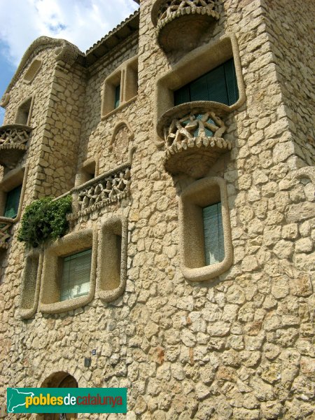 El Papiol - Casa Bou (Foto: Albert Esteves, 2010) El Papiol - Casa Bou