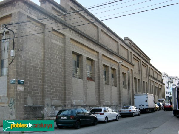 Cerdanyola - Fàbrica Uralita (Foto: Albert Esteves, 2010) Cerdanyola - Fàbrica Uralita