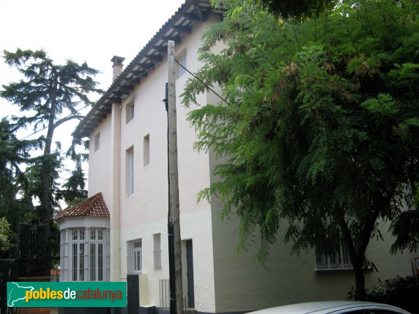 Cerdanyola - Casa Mañà (Foto: Albert Esteves, 2010) Cerdanyola - Casa Mañà