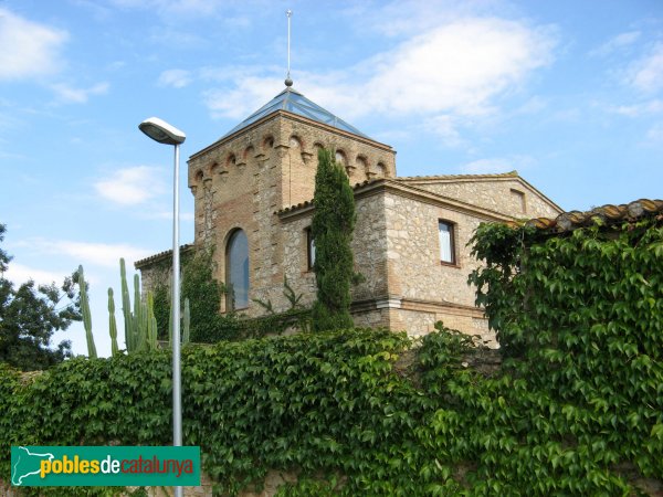 Vila-sacra - Mas la Torre (Foto: Albert Esteves, 2010) Vila-sacra - Mas la Torre