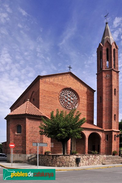 Església de Sant Genís - vista de la façana principal