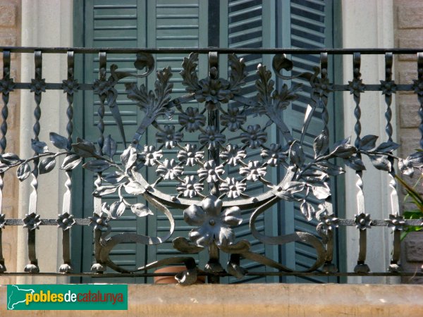 Barcelona - Doctor Ibáñez, 25, detall barana (Foto: Albert Esteves, 2010) Barcelona - Doctor Ibáñez, 25, detall barana