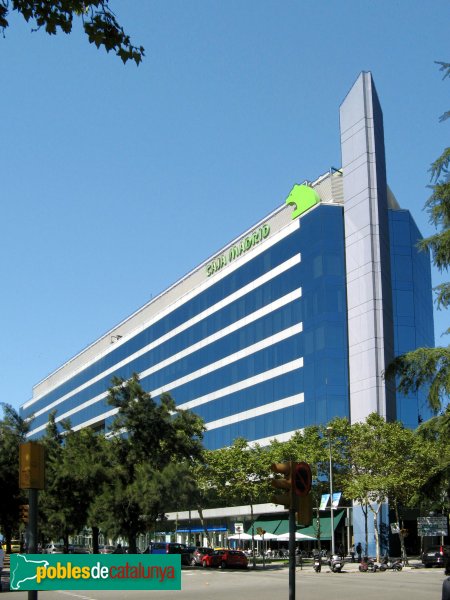 Barcelona - Edifici Alta Diagonal (Foto: Albert Esteves, 2010) Barcelona - Edifici Alta Diagonal