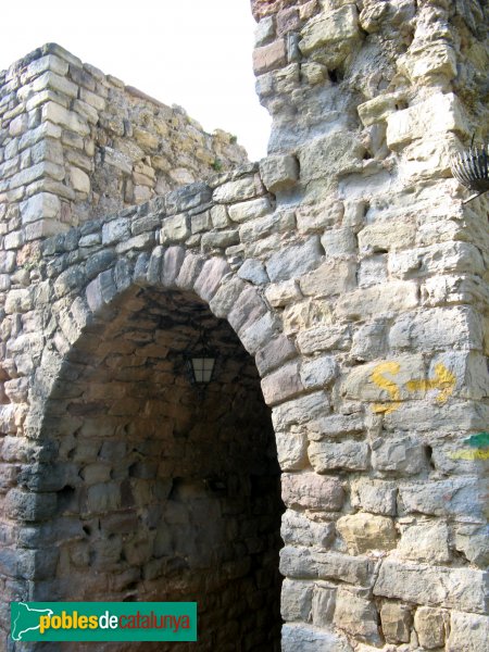 Gallifa - Castell (Foto: Albert Esteves, 2010) Gallifa - Castell