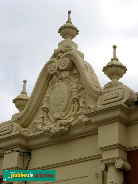 Sant Llorenç Savall - Antigues escoles (Foto: Albert Esteves, 2010) Sant Llorenç Savall - Antigues escoles