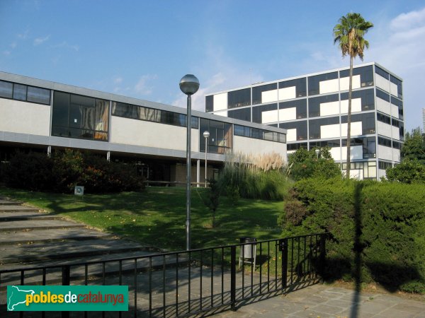 Barcelona - Facultat de Dret (Foto: Albert Esteves, 2010) Barcelona - Facultat de Dret