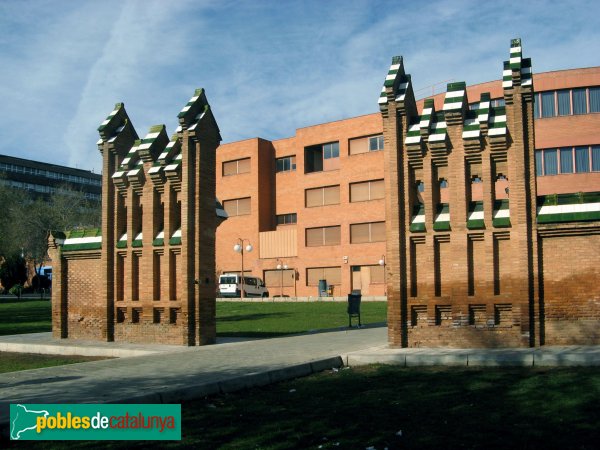 Barcelona - Porta Finca Güell, carrer Martí Franqués