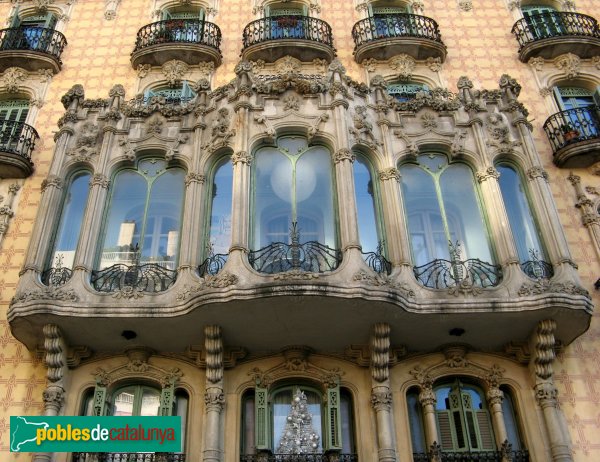 Barcelona - Plaça Lesseps, 30-32 (Cases Ramos) (Foto: Albert Esteves, 2011) Barcelona - Plaça Lesseps, 30-32 (Cases Ramos)