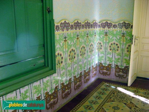 Sant Just Desvern - Can Ginestar, arrambador (Foto: Albert Esteves, 2011) Sant Just Desvern - Can Ginestar, arrambador