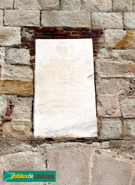 Blanes - Palau dels Cabrera, làpida del segle XIX (Foto: Albert Esteves, 2011) Blanes - Palau dels Cabrera, làpida del segle XIX