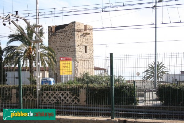 Montgat - Torre de ca l'Alzina (Foto: Anna Fontanet, 2011) Montgat - Torre de ca l'Alzina