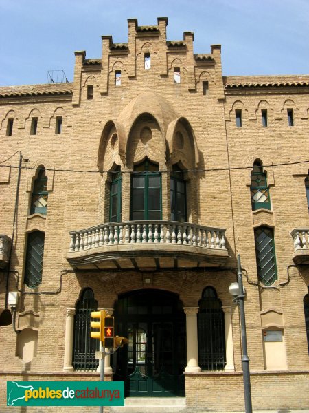 Molins de Rei - Federació Obrera (Foto: Albert Esteves, 2011) Molins de Rei - Federació Obrera