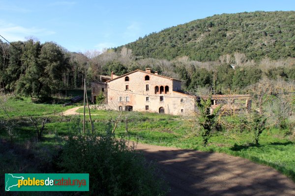 Riells i Viabrea - Can Joia (Foto: Albert Esteves, 2011) Riells i Viabrea - Can Joia