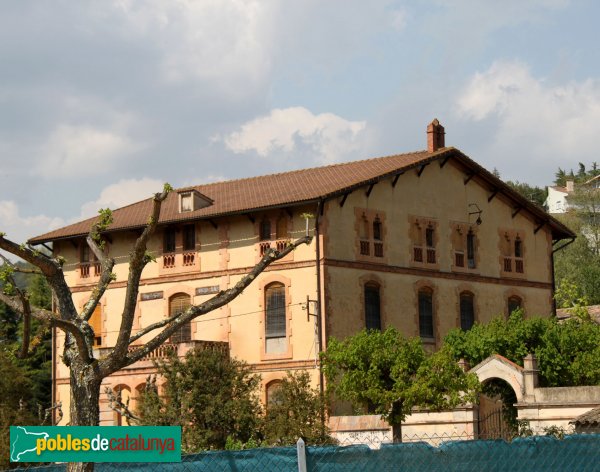 Arbúcies - Fogueres del Molí (Foto: Albert Esteves, 2011) Arbúcies - Fogueres del Molí