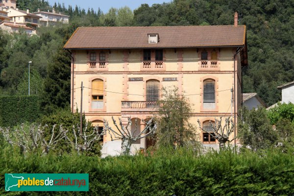 Arbúcies - Fogueres del Molí (Foto: Albert Esteves, 2011) Arbúcies - Fogueres del Molí