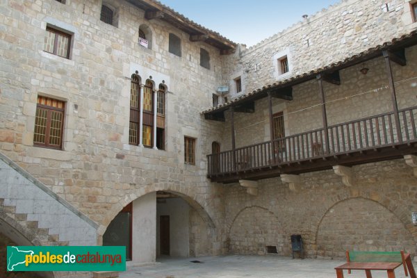 Breda - Palau de l'Abat (Foto: Albert Esteves, 2011) Breda - Palau de l'Abat