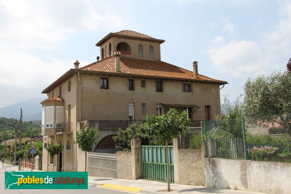 Breda - Torre Pons (Foto: Albert Esteves, 2011) Breda - Torre Pons