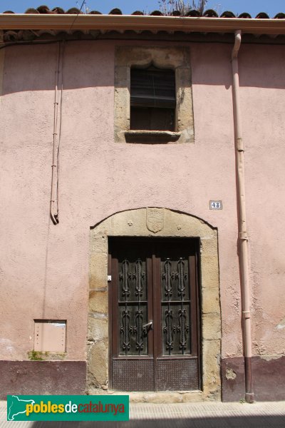 Breda - Ca l'Argemí (Foto: Albert Esteves, 2011) Breda - Ca l'Argemí