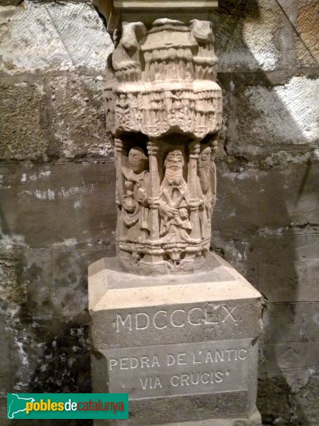 Linyola - Capitell de l'antiga creu de terme