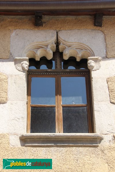 Breda - Can Sisó (Foto: Albert Esteves, 2011) Breda - Can Sisó