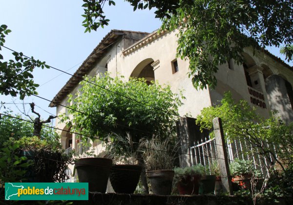 Breda - Ca n´Hosta, façana posterior (Foto: Albert Esteves, 2011) Breda - Ca n´Hosta, façana posterior