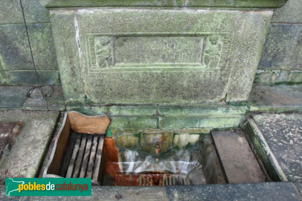 Sant Hilari Sacalm - Font Picant (Foto: Albert Esteves, 2011) Sant Hilari Sacalm - Font Picant