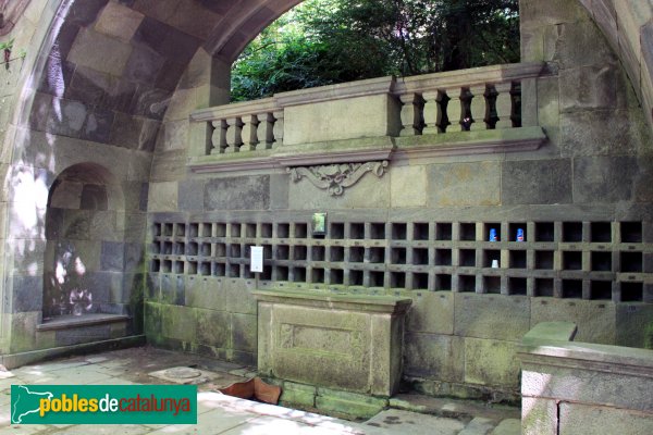 Sant Hilari Sacalm - Font Picant (Foto: Albert Esteves, 2011) Sant Hilari Sacalm - Font Picant