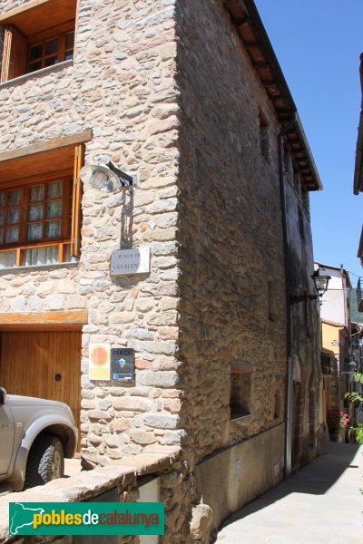 Osor - Can Jaume (Foto: Albert Esteves, 2011) Osor - Can Jaume