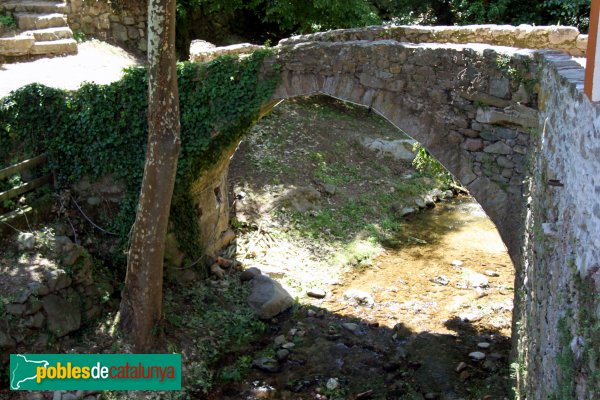 Osor - Pont de Can Vidal (Foto: Albert Esteves, 2011) Osor - Pont de Can Vidal