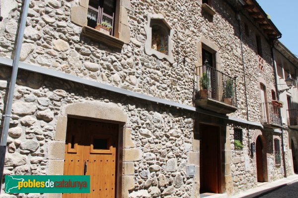 Osor - Nucli antic (Foto: Albert Esteves, 2011) Osor - Nucli antic