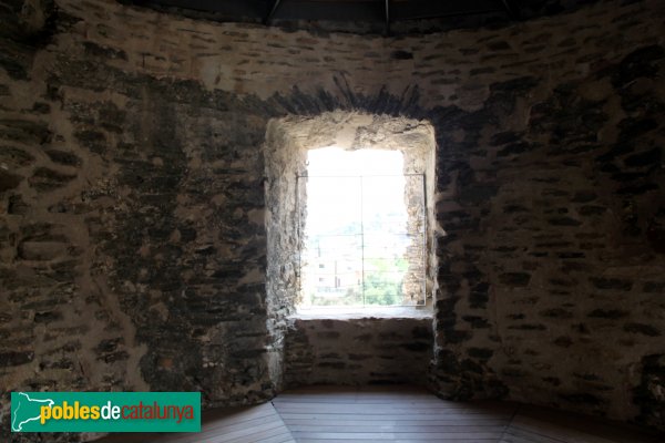 Sant Boi de Llobregat - Torre de Benviure (Foto: Albert Esteves, 2011) Sant Boi de Llobregat - Torre de Benviure