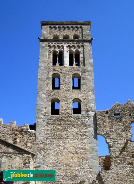 Port de la Selva - Sant Pere de Roda, campanar (Foto: <i>Pere Galí</i>, 2007) Port de la Selva - Sant Pere de Roda, campanar