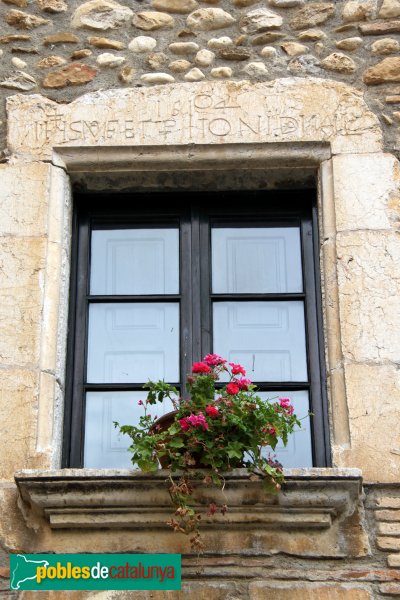 Navata - Llinda 1604 (Foto: Albert Esteves, 2011) Navata - Llinda 1604