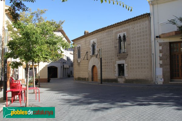 Maçanet de la Selva - Casal del Cavaller (Foto: Albert Esteves, 2011) Maçanet de la Selva - Casal del Cavaller