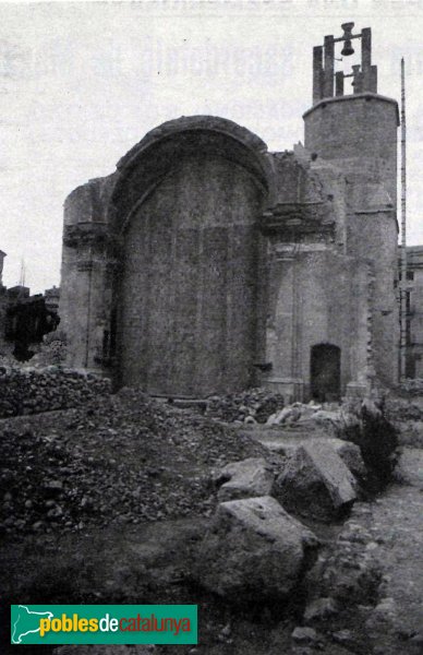 Figueres - Església de Sant Pere després de 1939 (Foto: <i>Figueresantic.blogspot</i>) Figueres - Església de Sant Pere després de 1939
