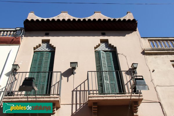 El Prat - Carrer de Ferran Puig (Foto: Albert Esteves, 2012) El Prat - Carrer de Ferran Puig
