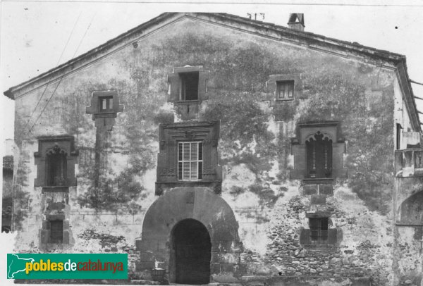 Anglès - Can Cuc (Foto: <i>Arxiu Fotogràfic C.E.C</i>) Anglès - Can Cuc