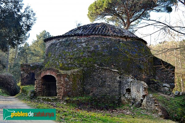 Dosrius - Pou de gel (Foto: <i>Natàlia Ros</i>, 2012) Dosrius - Pou de gel