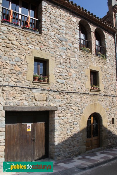 a Cellera de Ter - Can Valls (Foto: Albert Esteves, 2012) a Cellera de Ter - Can Valls