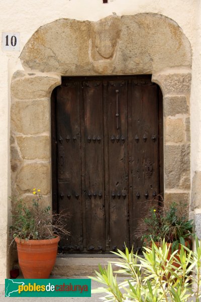 Sant Pere Pescador - Can Sunyer (Foto: Albert Esteves, 2012) Sant Pere Pescador - Can Sunyer