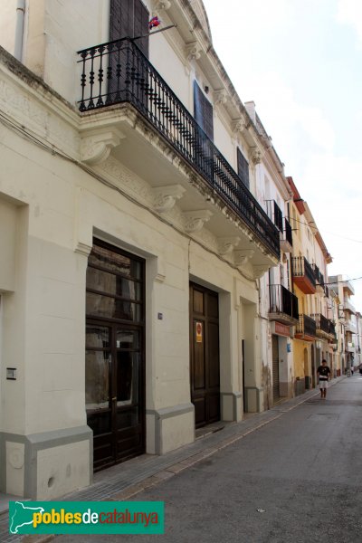 Sant Pere de Riudebitlles - Carrer Nou (Foto: Albert Esteves, 2012) Sant Pere de Riudebitlles - Carrer Nou