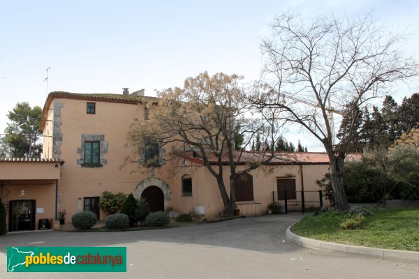 Olèrdola - L' Hostal Nou (Foto: Albert Esteves, 2013) Olèrdola - L' Hostal Nou