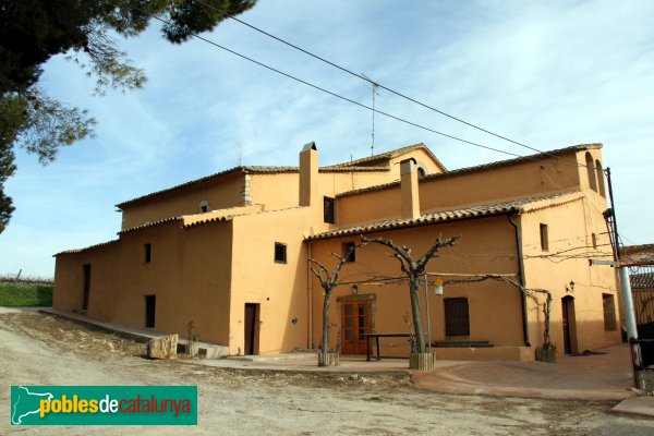 Olèrdola - Masia Font-Tallada (Foto: Albert Esteves, 2013) Olèrdola - Masia Font-Tallada