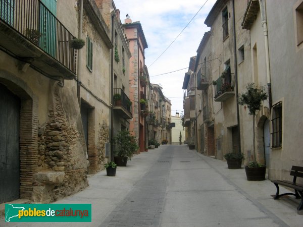 Peralada - Nucli antic (Foto: Albert Esteves, 2010) Peralada - Nucli antic