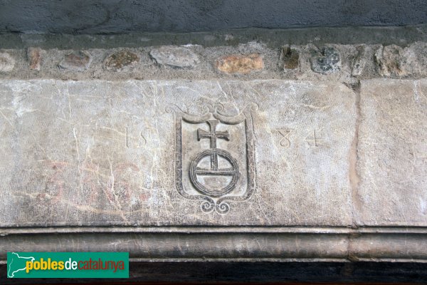 Peralada - Llinda gravada (Foto: Albert Esteves, 2012) Peralada - Llinda gravada